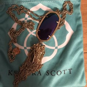 Kendra Scott necklace